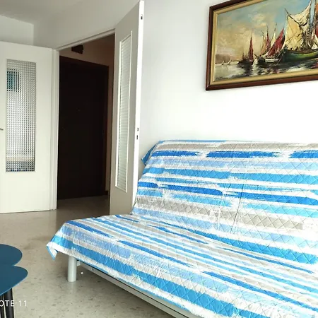 Grand 2 Pieces Climatise Terrasse Vue Mer Mentona